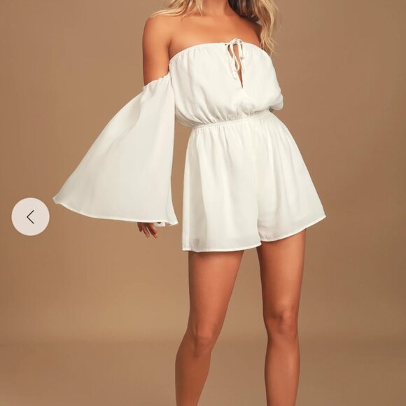 Lulus Hold The Applause White Off-The-Shoulder Cape Sleeve Romper XS - Picture 1 of 6
